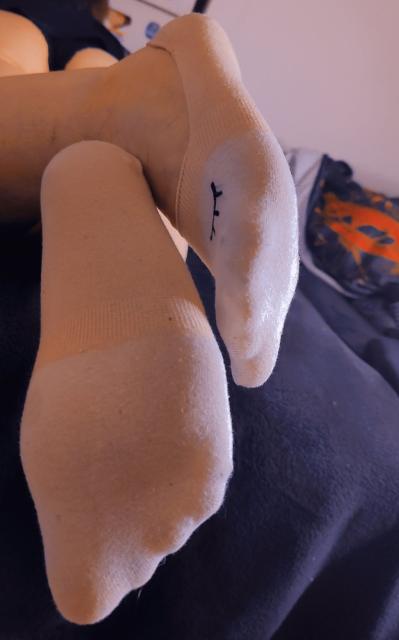 Socken und Schlüpfer in liebevolle Hände abzugeben - Getragene Waesche - wuppertal