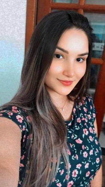 Stier-Frau sucht... Mann - Sie sucht Ihn - Hille