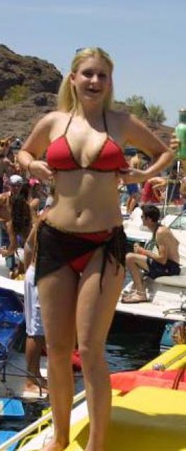 Bist du auf der Suche nach S  ??? - Sie sucht Ihn - Berlin