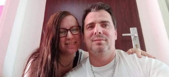 Umzugsbereites Hausmädchen / Zofe für Paar gesucht - Paare - Köln