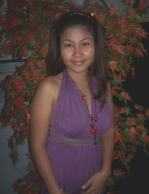 Liebevolle Thailänderin  25 Jahre - Sie sucht Ihn - Chonburi