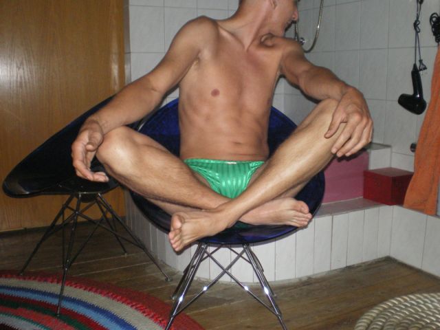 Feuchte und cremige Hoeschen fuer die Dame - Getragene Waesche - Hattingen