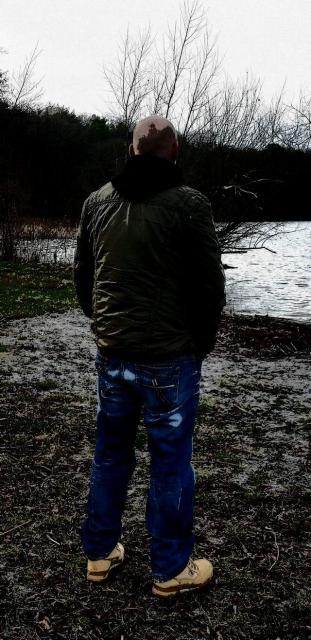 Mann in Berlin bietet sich Frauen als Drehpartner an  - Erotik Darsteller - Berlin